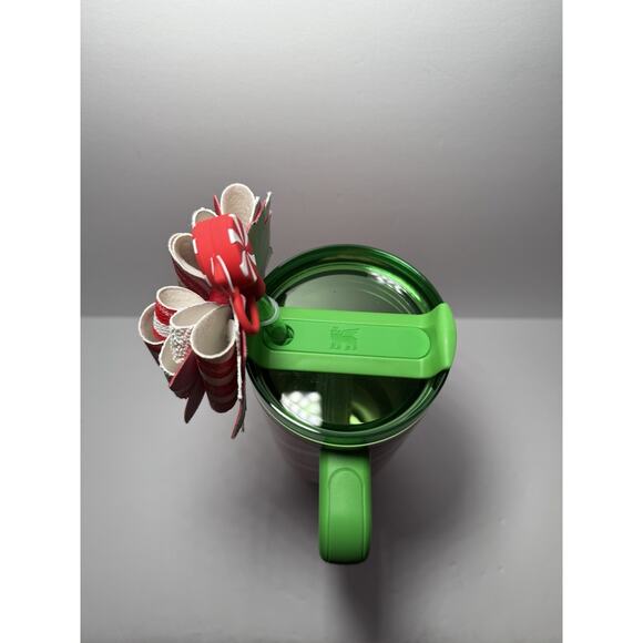 Customized Stanley X Target 2025 Holiday Exclusive CANDY CANE TWIST 40oz BNWT - Picture 7 of 12